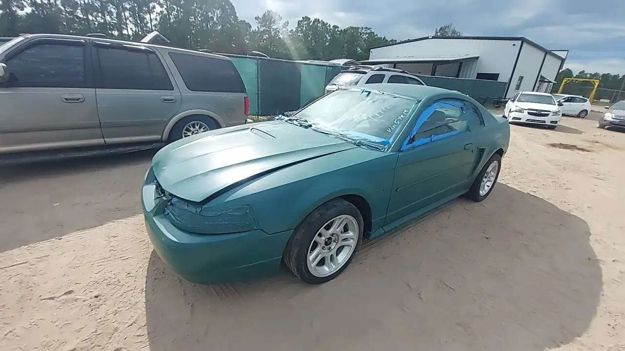 Photo of 2001 Ford Mustang