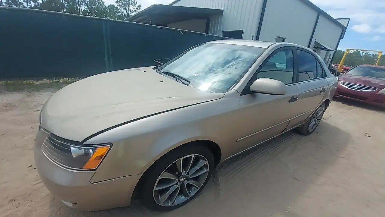 Photo of 2006 Hyundai Sonata