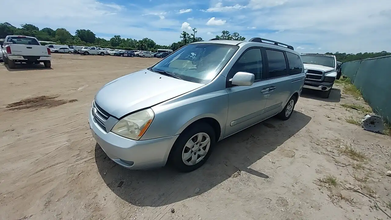 Photo of 2006 Kia Sedona