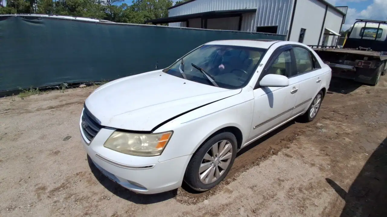 Photo of 2009 Hyundai Sonata