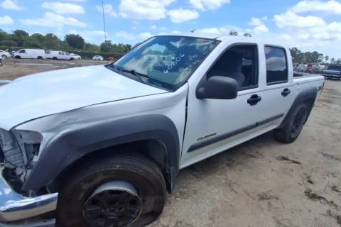 Photo of 2004 Chevrolet Colorado