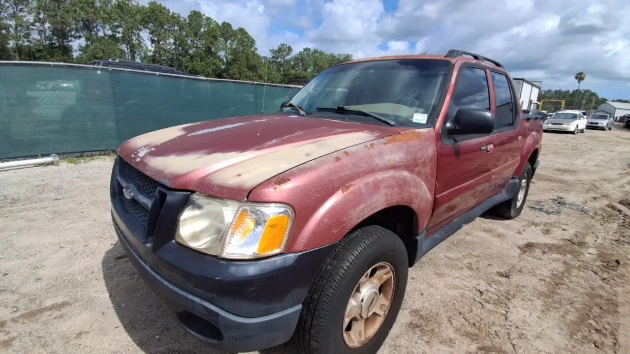 Photo of 2003 Ford Explorer Sport Trac