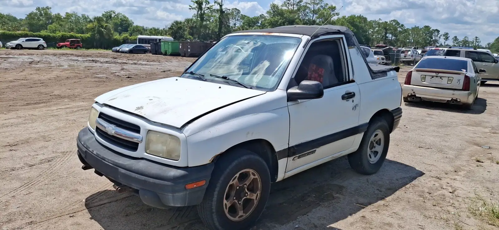 Photo of 1999 Chevrolet Tracker