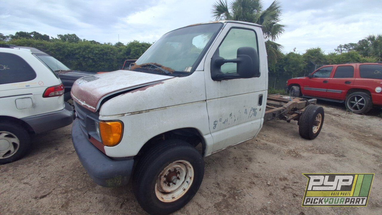 Photo of 2005 Ford E-350 Super Duty