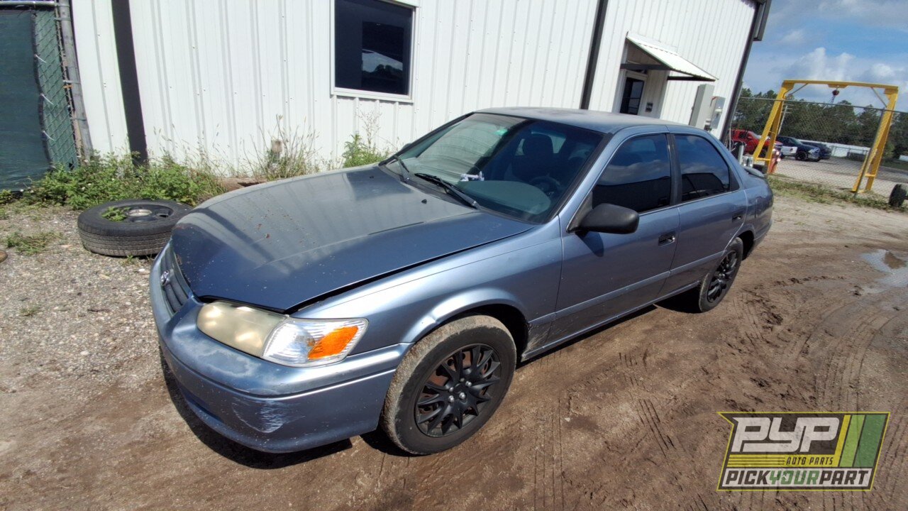 Photo of 2000 Toyota Camry
