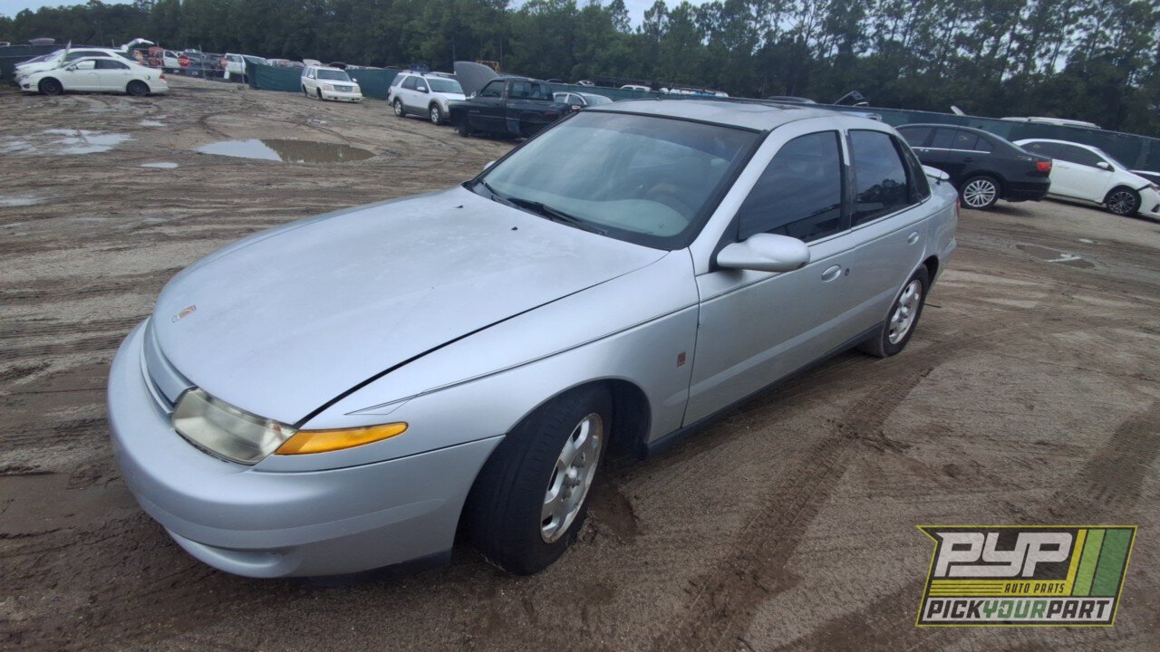Photo of 2001 Saturn L300