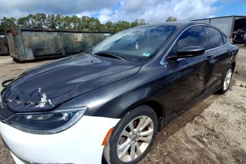 Photo of 2015 Chrysler 200