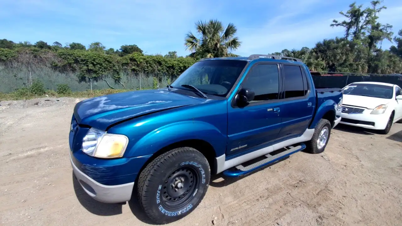 Photo of 2001 Ford Explorer Sport Trac