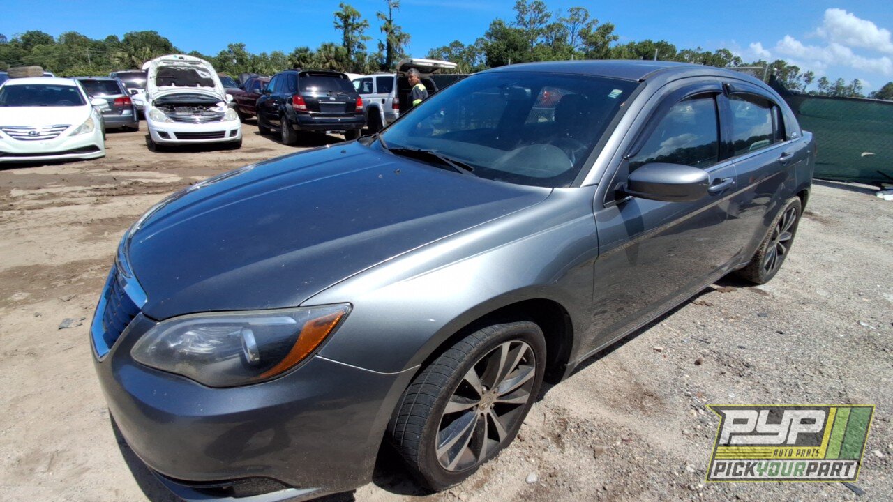 Photo of 2013 Chrysler 200