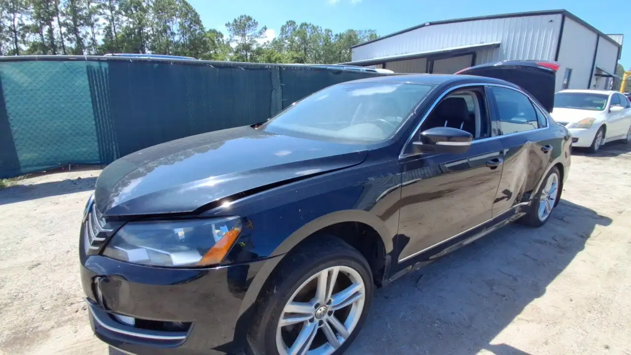 Photo of 2013 Volkswagen Passat