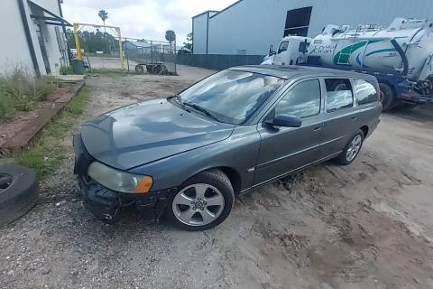 Photo of 2006 Volvo V70
