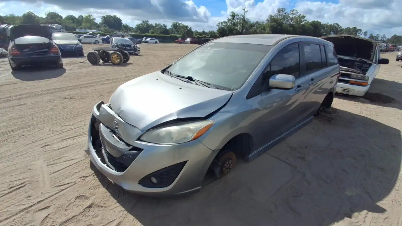 Photo of 2012 Mazda 5
