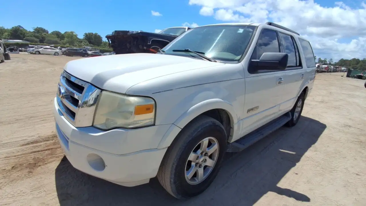 Photo of 2008 Ford Expedition