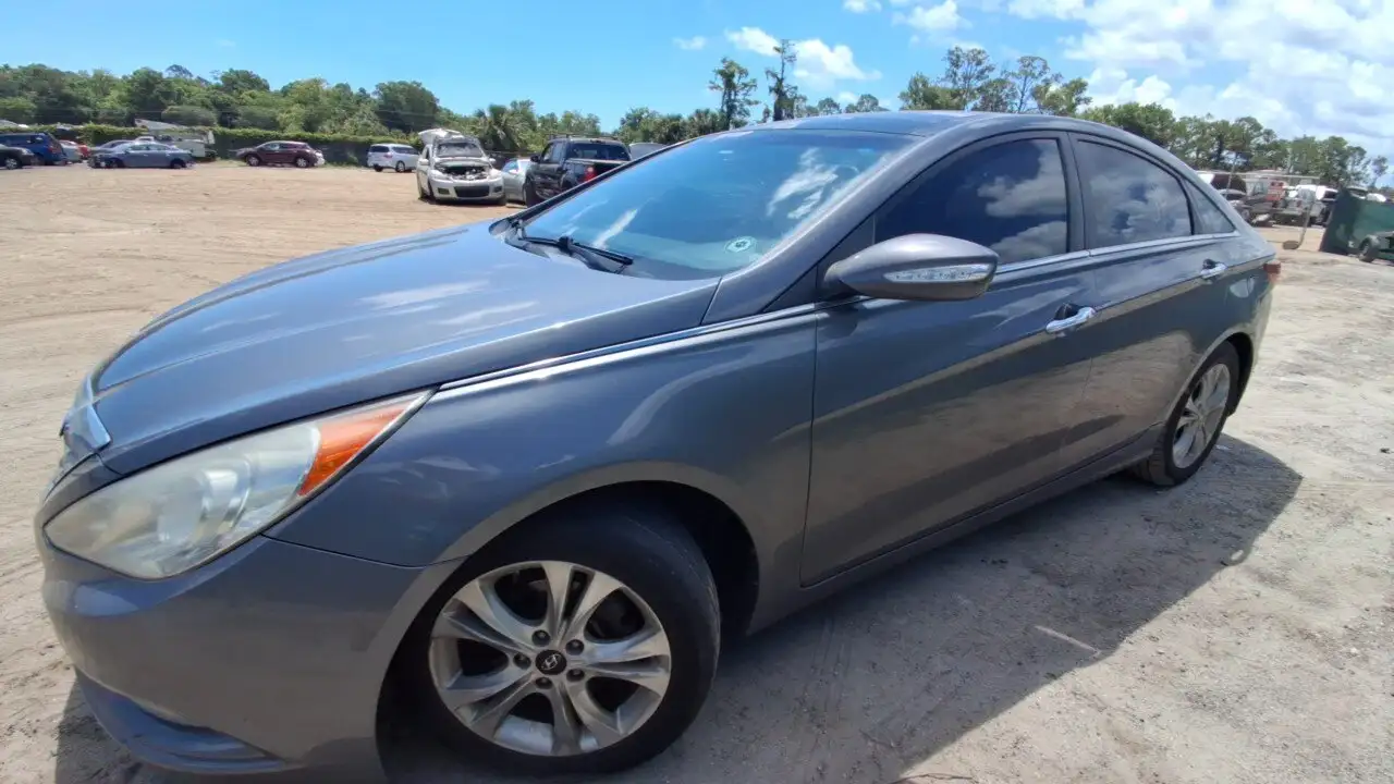 Photo of 2012 Hyundai Sonata