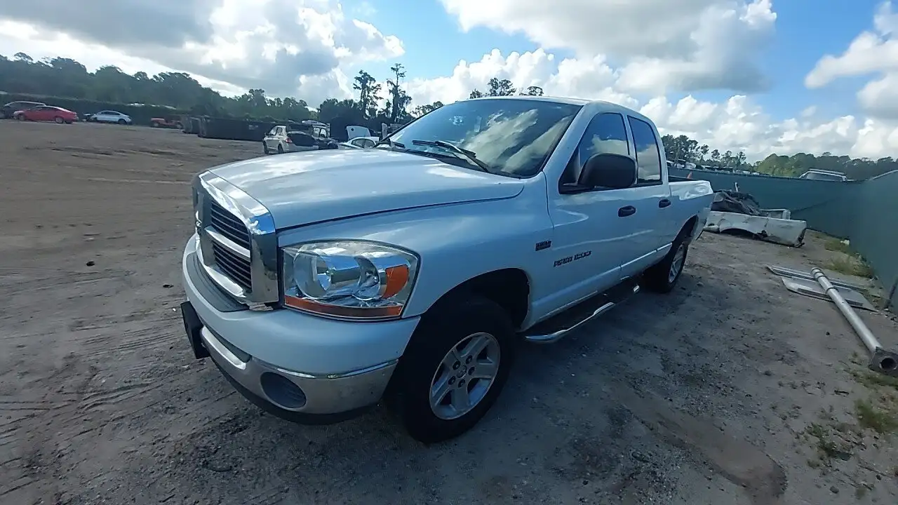 Photo of 2006 Dodge Ram 1500