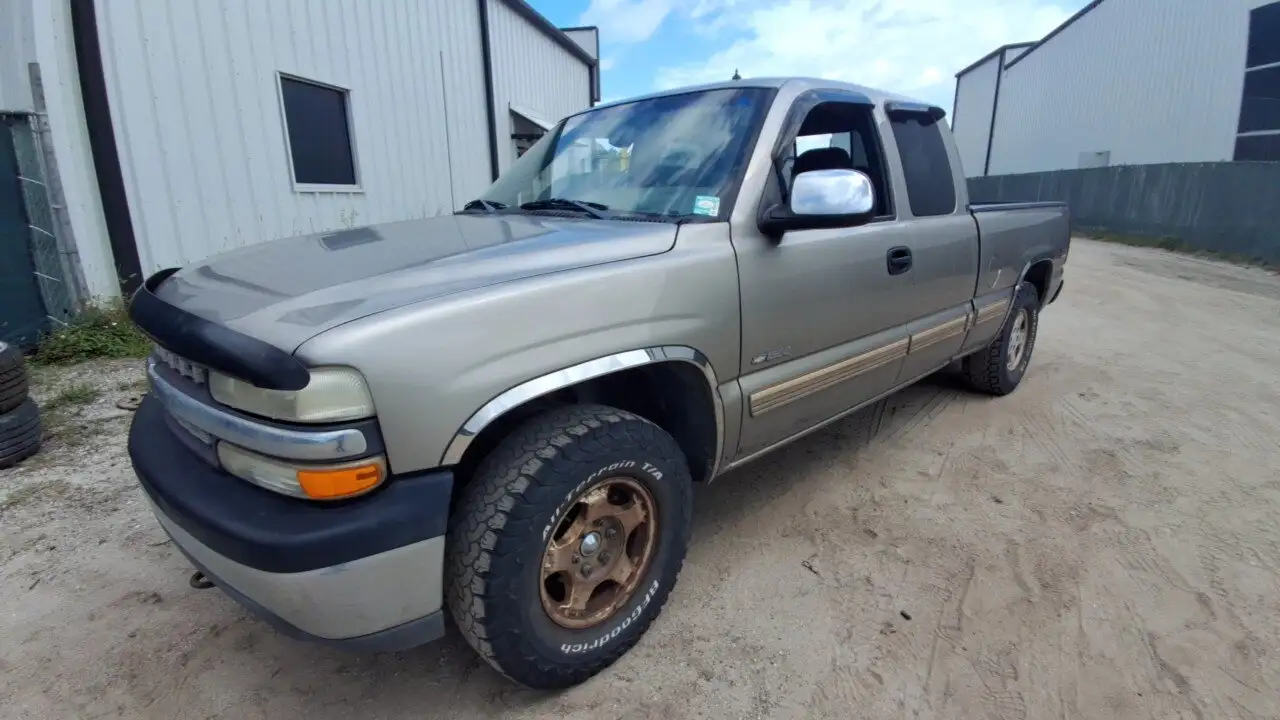Photo of 2001 Chevrolet Silverado 1500