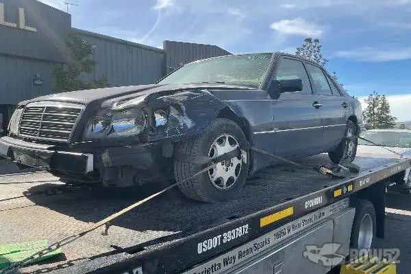 Photo of 1995 Mercedes-Benz E-Class