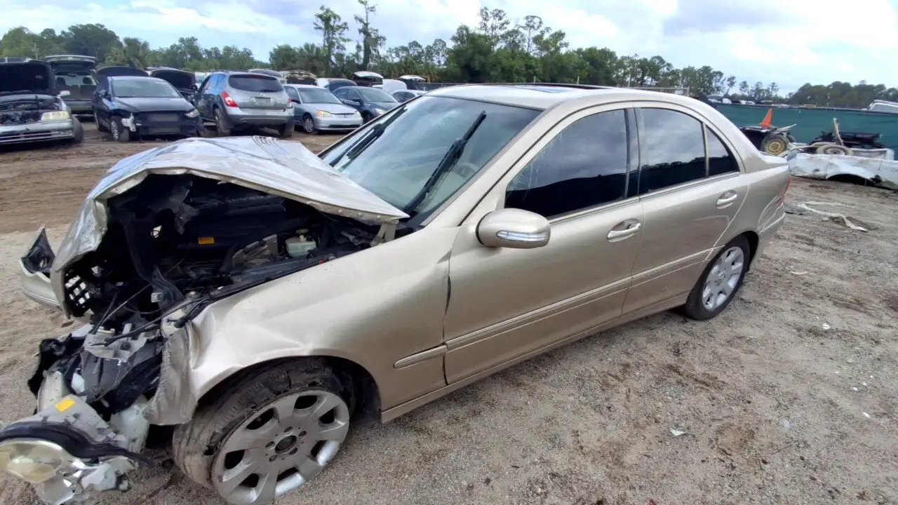 Photo of 2005 Mercedes-Benz C240