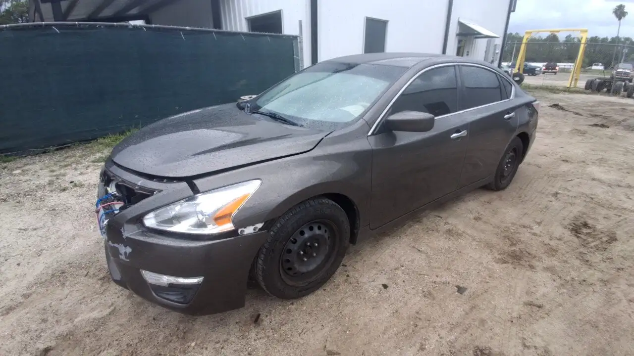 Photo of 2014 Nissan Altima
