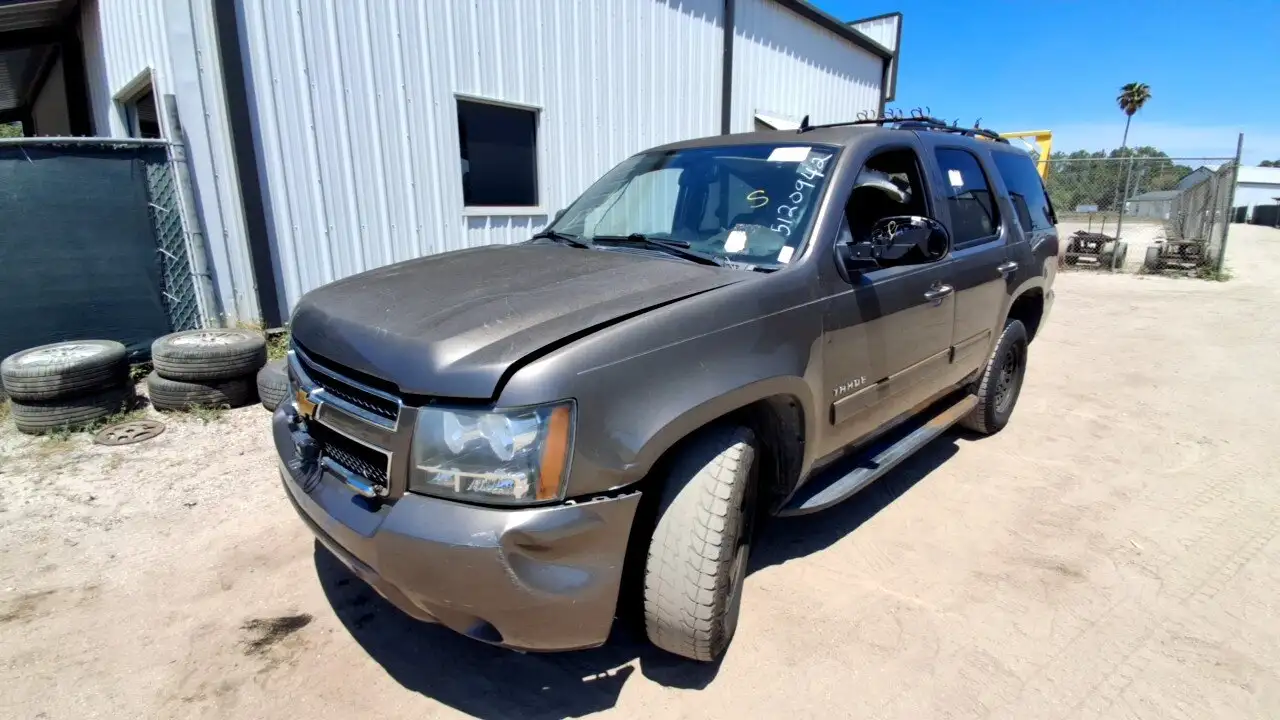 Photo of 2013 Chevrolet Tahoe