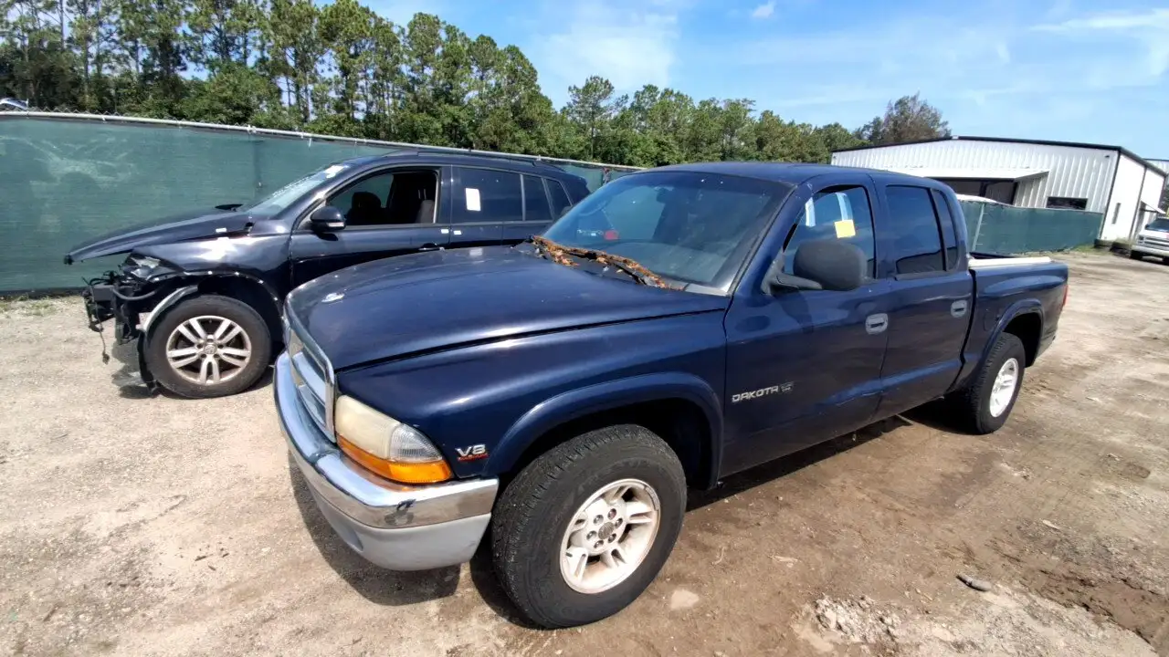 Photo of 2000 Dodge Dakota