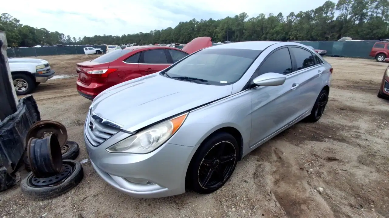 Photo of 2013 Hyundai Sonata