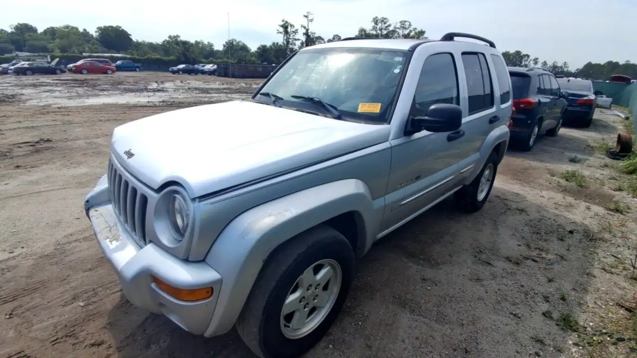 Photo of 2003 Jeep Liberty