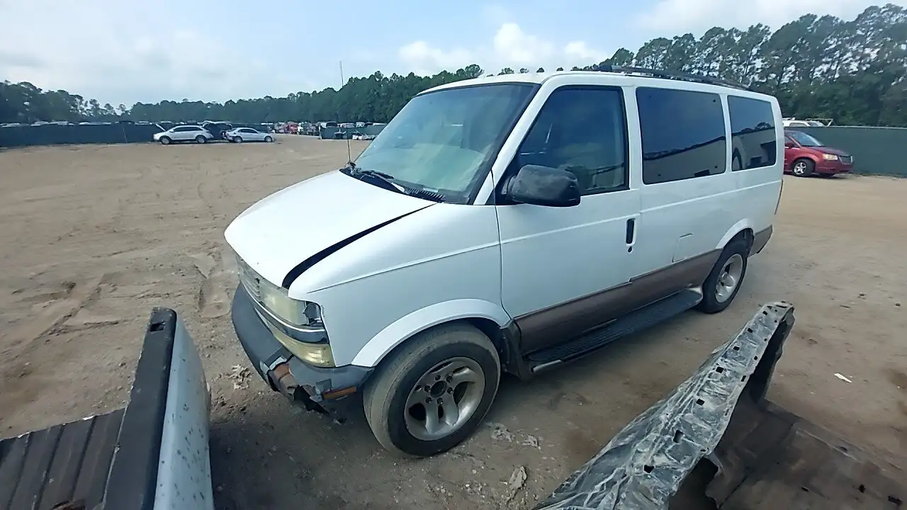 Photo of 2003 Chevrolet Astro