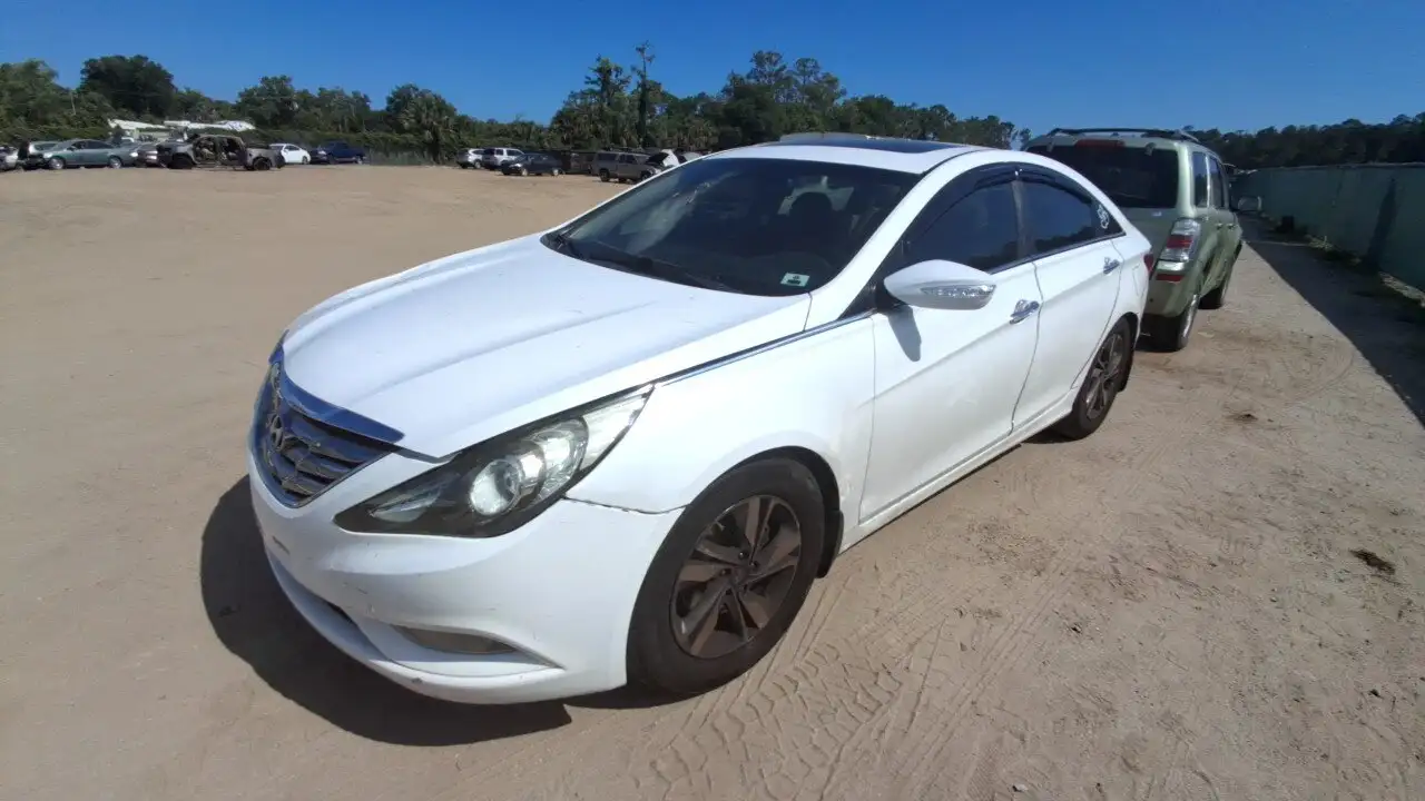 Photo of 2013 Hyundai Sonata