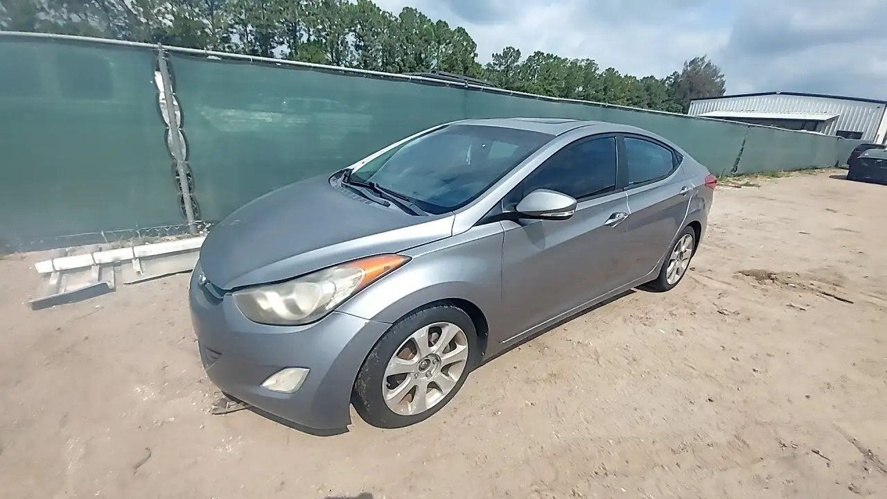 Photo of 2011 Hyundai Elantra