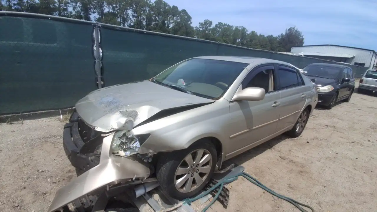Photo of 2006 Toyota Avalon