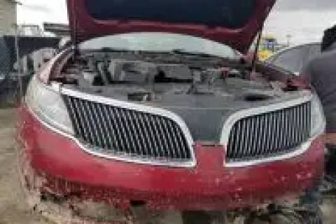 Photo of 2013 Lincoln Mks
