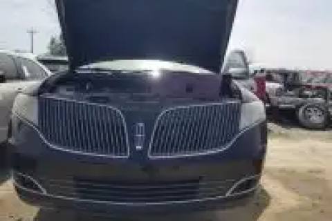 Photo of 2014 Lincoln Mkt