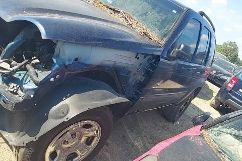 Photo of 2004 Jeep Liberty