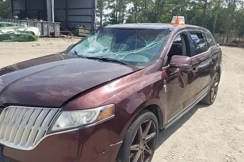 Photo of 2010 Lincoln Mkt