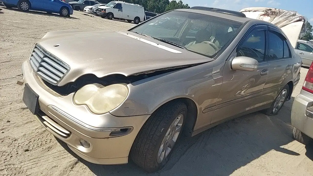 Photo of 2005 Mercedes-Benz C240