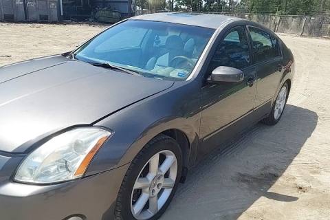 Photo of 2004 Nissan Maxima