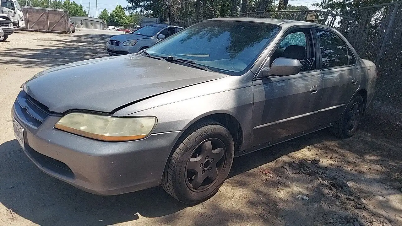 Photo of 2000 Honda Accord