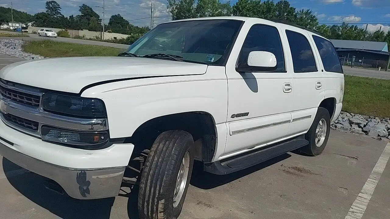 Photo of 2002 Chevrolet Tahoe