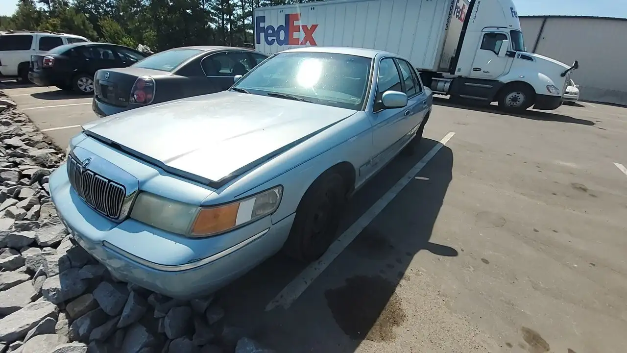Photo of 2000 Mercury Grand Marquis