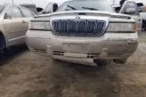 Photo of 2000 Mercury Grand Marquis