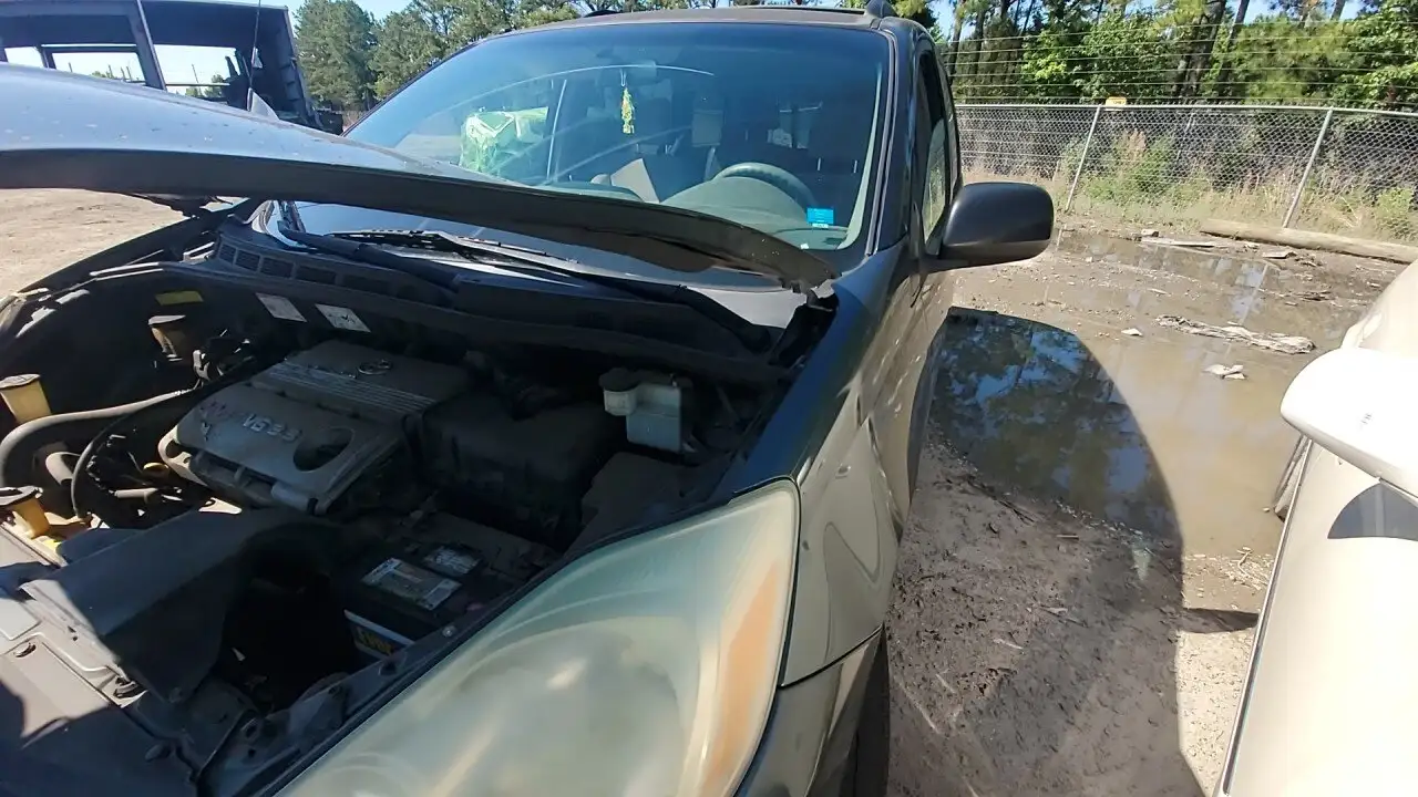 Photo of 2004 Toyota Sienna