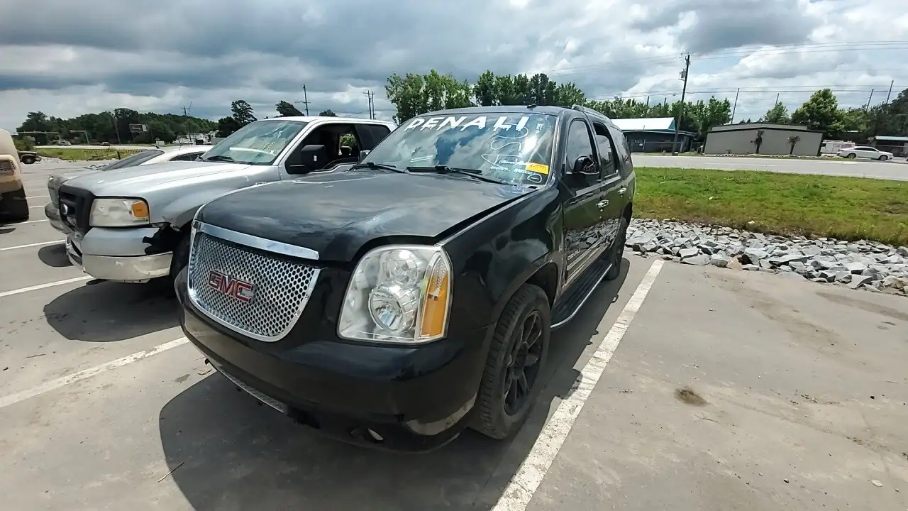 Photo of 2011 Gmc Yukon