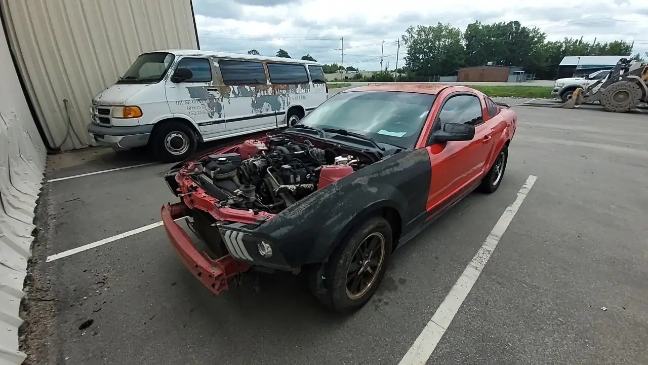 Photo of 2006 Ford Mustang