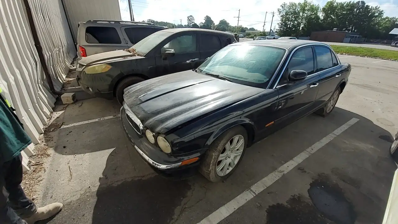 Photo of 2004 Jaguar Xj8