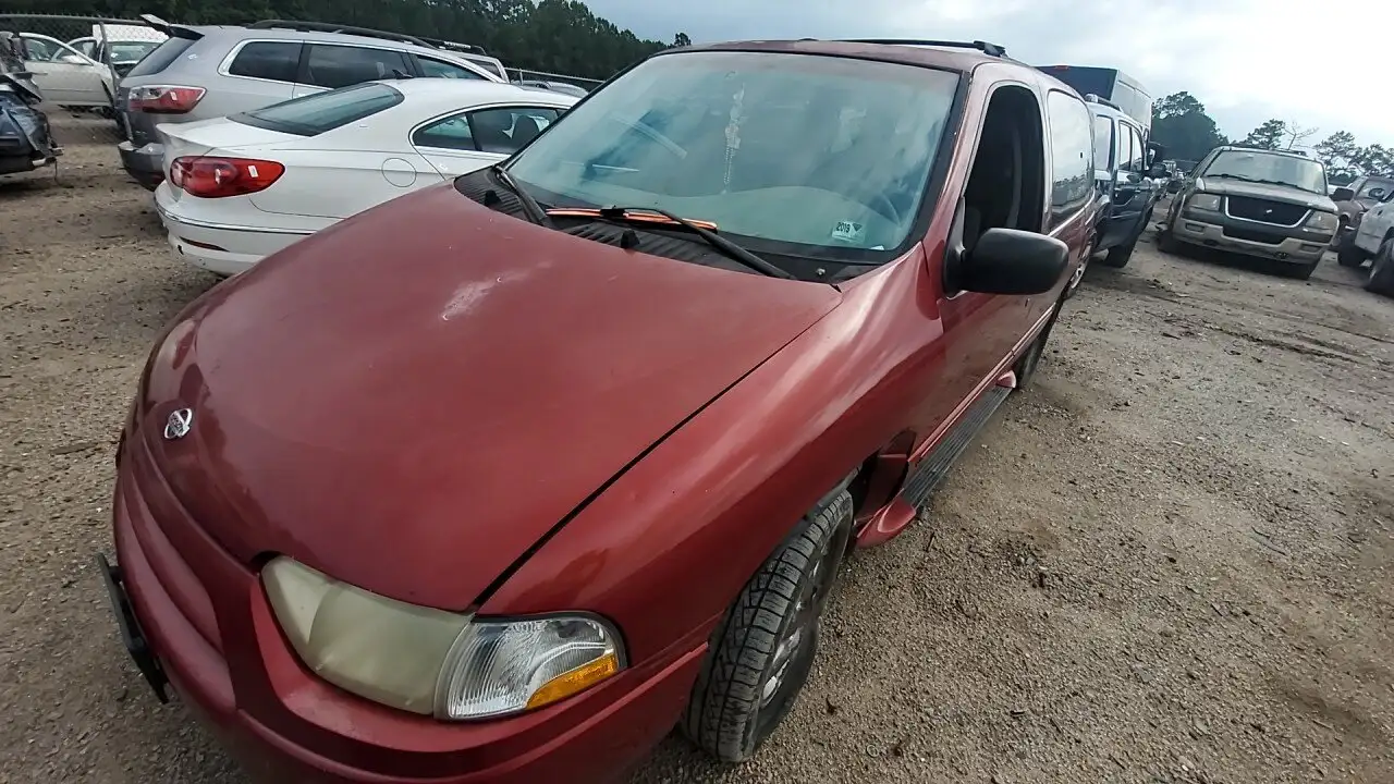 Photo of 2002 Nissan Quest