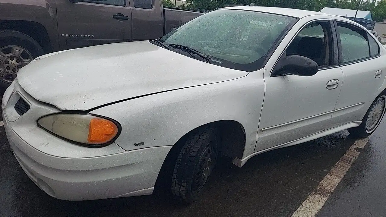 Photo of 2004 Pontiac Grand Am
