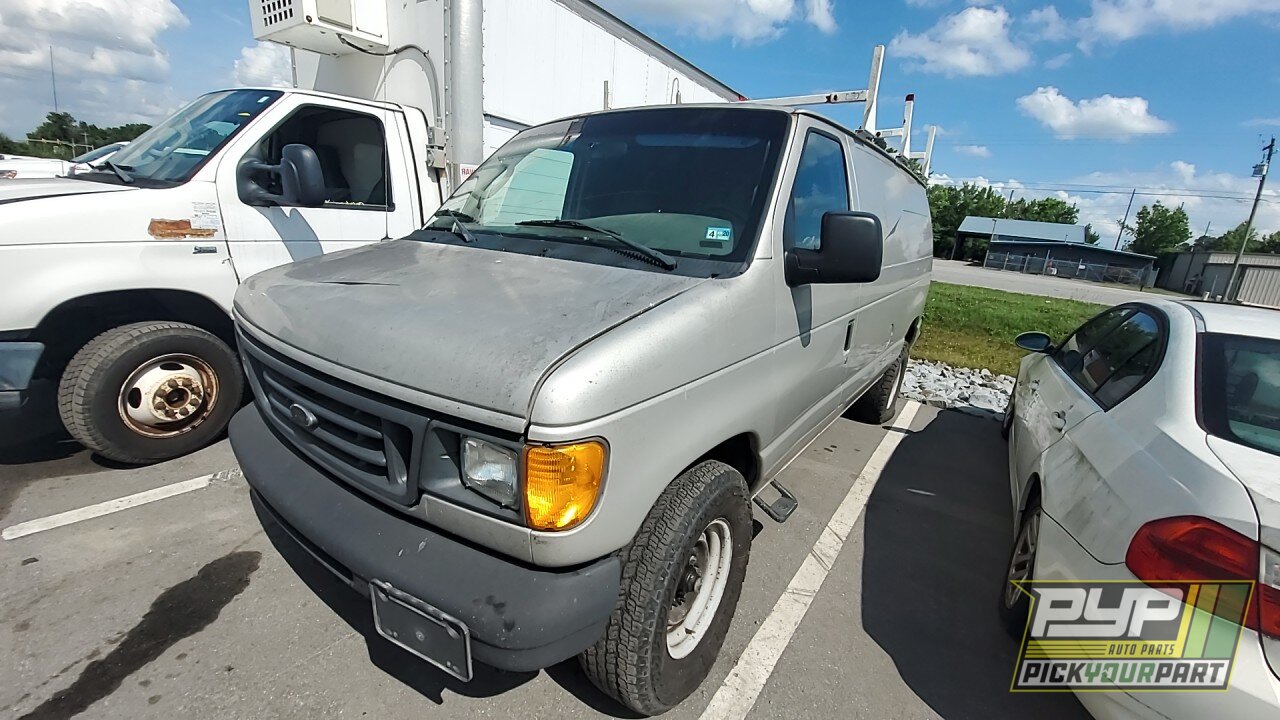 Photo of 2003 Ford E-250