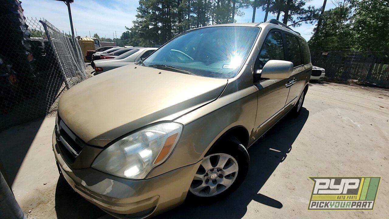 Photo of 2007 Hyundai Entourage