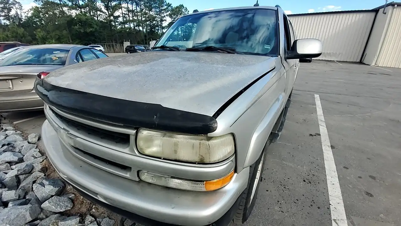 Photo of 2004 Chevrolet Suburban 1500